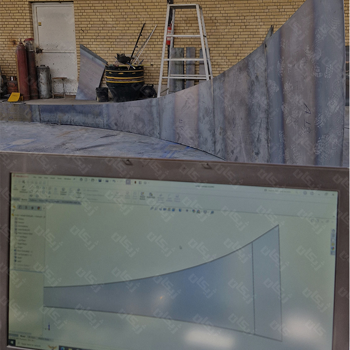 المان شهری فلزی میدان انقلاب پارسیان